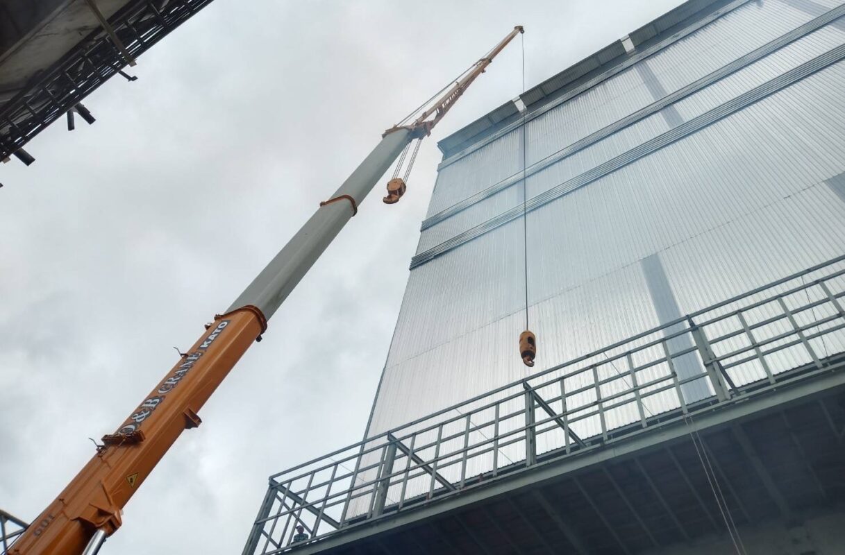 หลังคาสแตนเลส